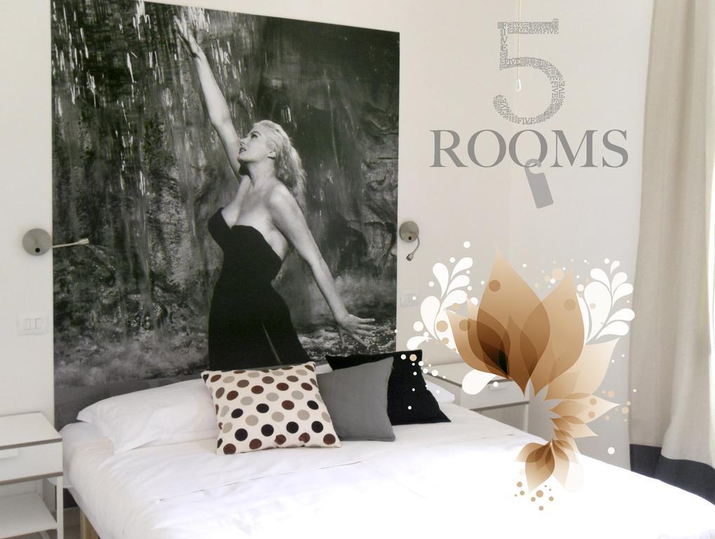 5 Rooms Affittacamere Civitavecchia Oda fotoğraf