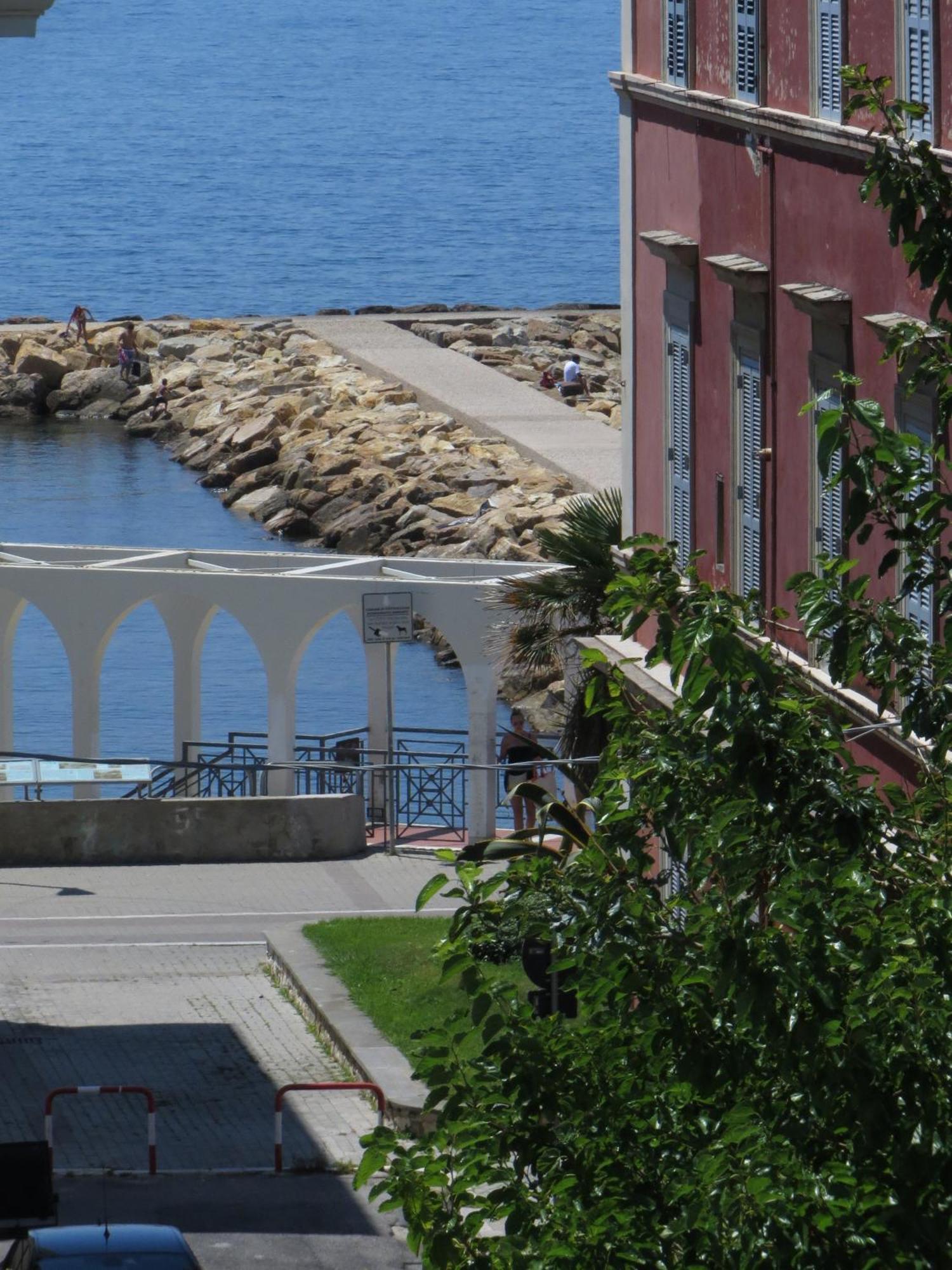 5 Rooms Affittacamere Civitavecchia Dış mekan fotoğraf