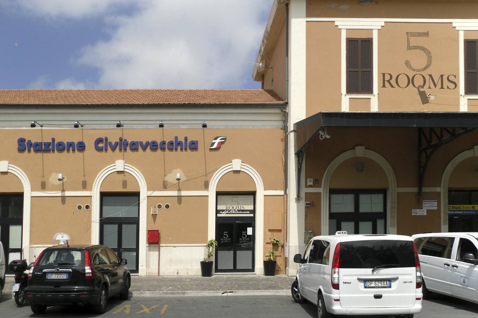 5 Rooms Affittacamere Civitavecchia Dış mekan fotoğraf